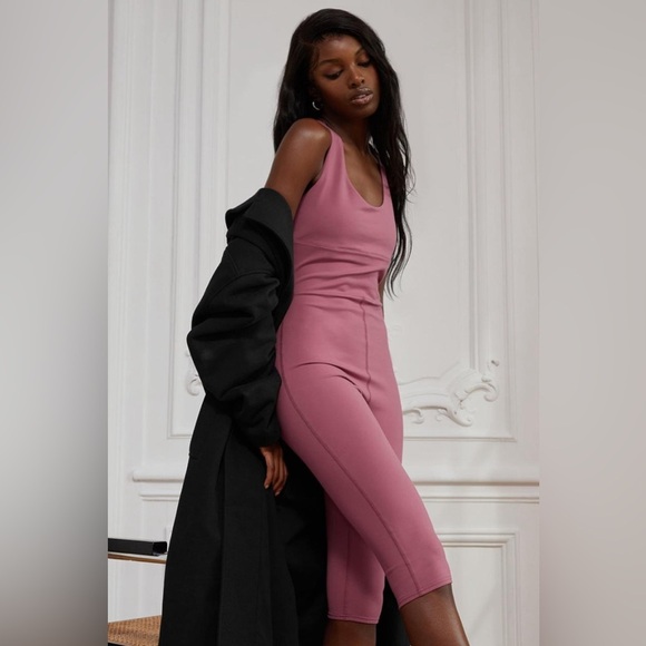 SOLD - New Alo Yoga Airbrush Physique Onesie Mars Clay Mauve Romper Lounge Sz L - Picture 3 of 14